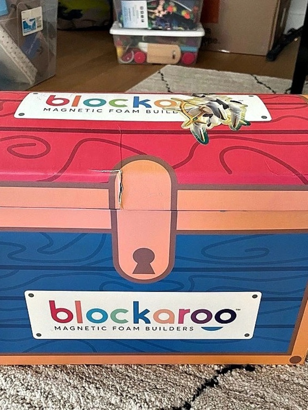 Blockaroo Magnetic Foam Builders Treasure Chest 100 piece Set Multicolor